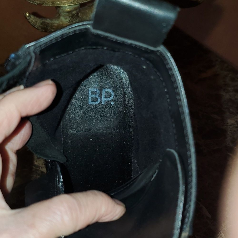 BP Bootie, Size 7, Soo Cute, Zips Up on Side. Wore 1x. - Picture 4 of 7